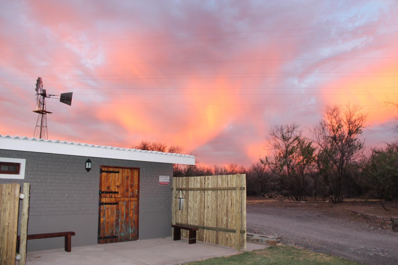 Teri-Lemveli Lodge Beaufort West Bagian luar foto