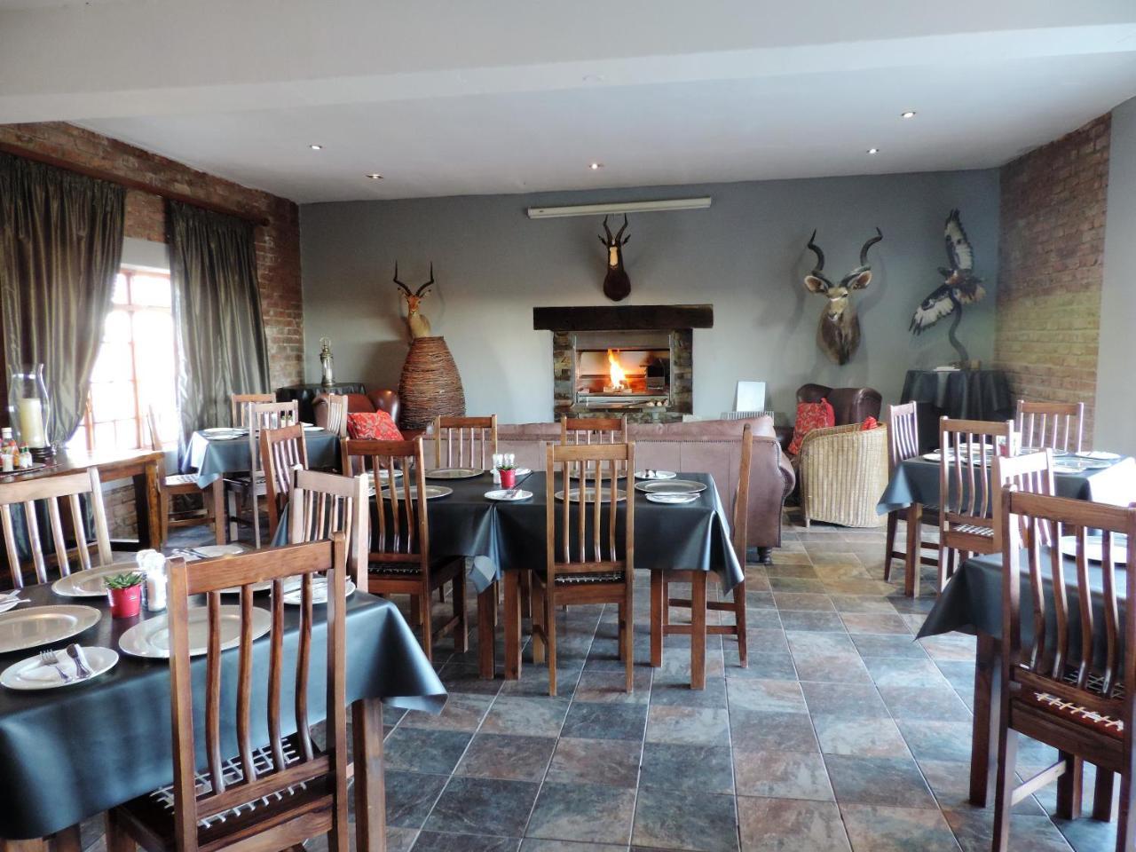Teri-Lemveli Lodge Beaufort West Bagian luar foto