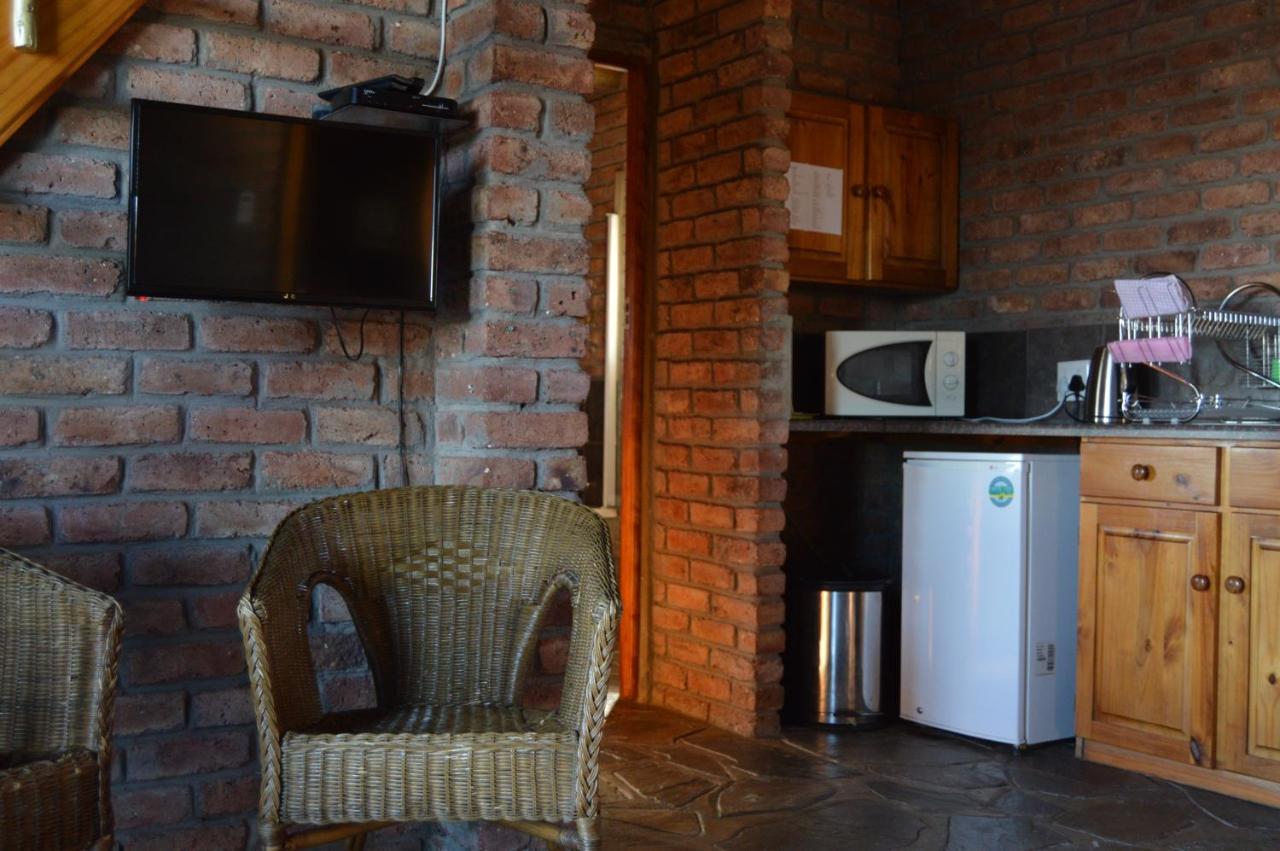Teri-Lemveli Lodge Beaufort West Bagian luar foto